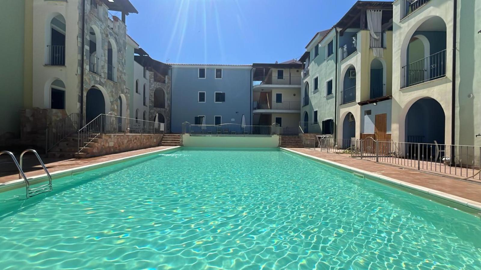 Appartamento Con Piscina วัลเลดอเรีย ภายนอก รูปภาพ